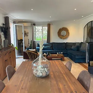 jolie-villa-a-grasse-quartier-saint-antoine.fr-provencehotel.com/
